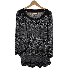 Susan Graver Abstract Print Tunic Top Size 2X Liquid Knit Soft Stretch Office